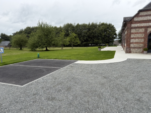 Parking Domaine du Clos de la Sansonnette à Bosville en Normandie